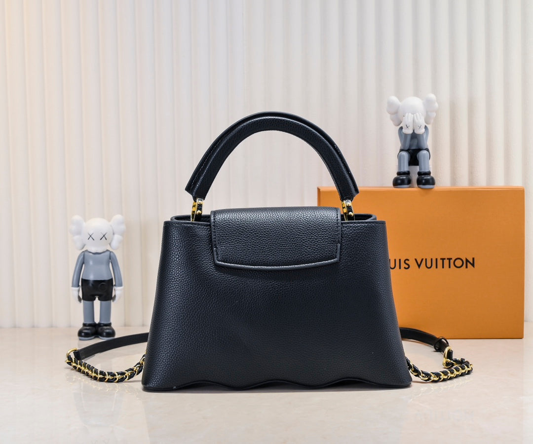 Bolsa Louis Vuitton Capucine