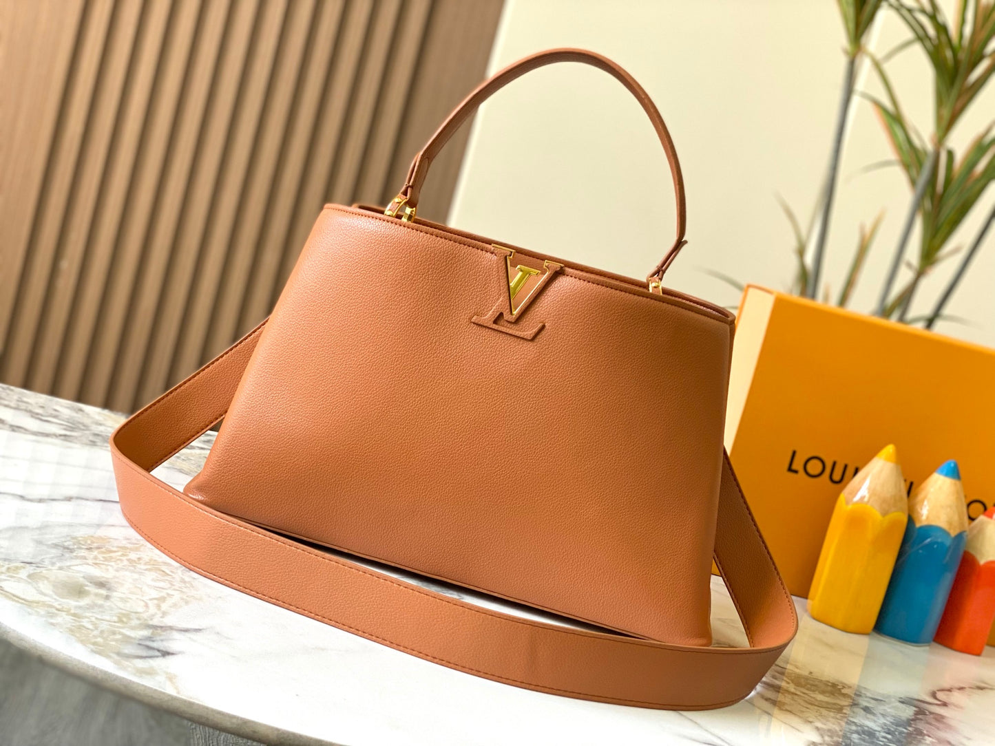 Bolsa Louis Vuitton Capucine