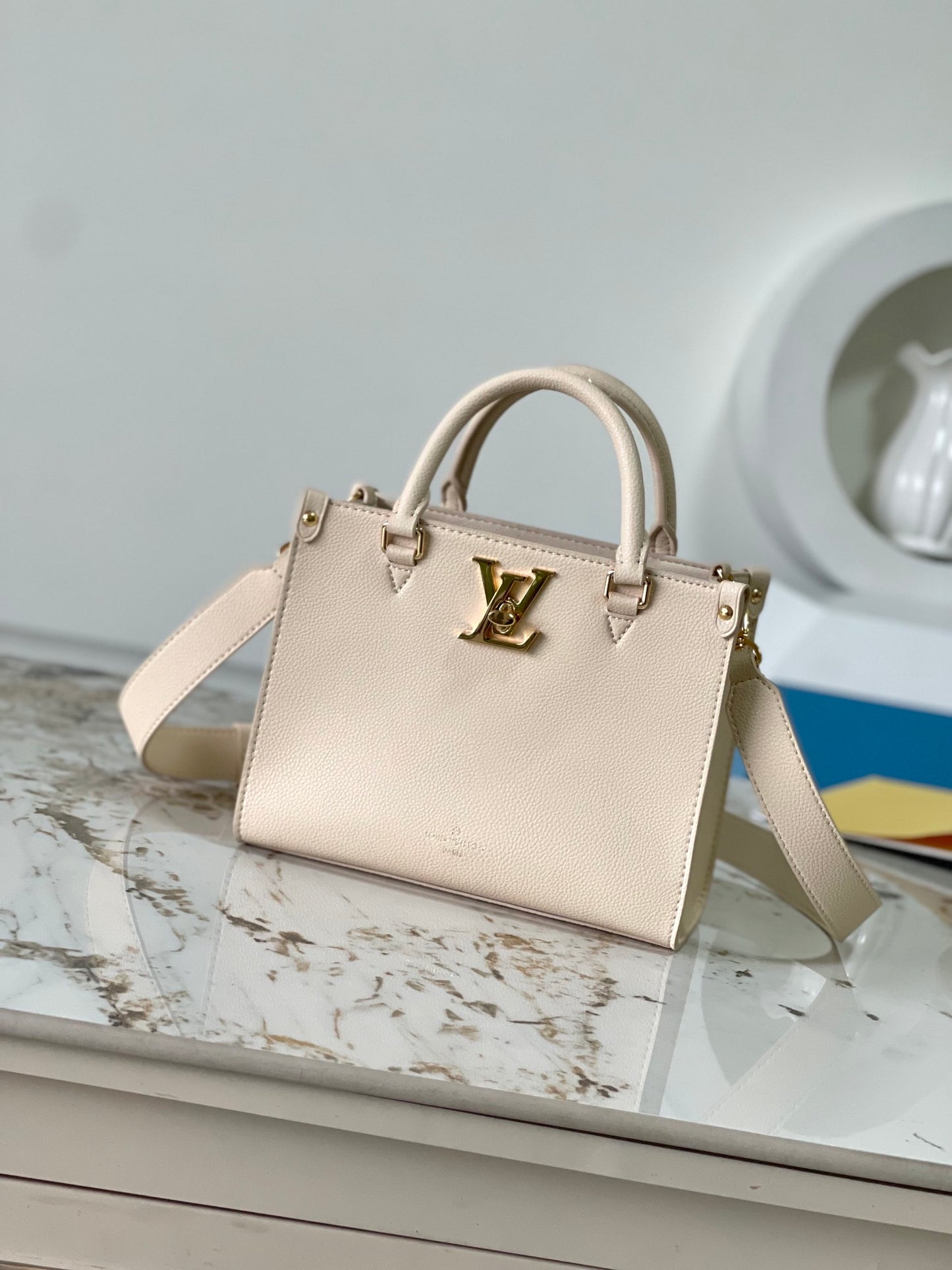 Bolsa Louis Vuitton Lock Go