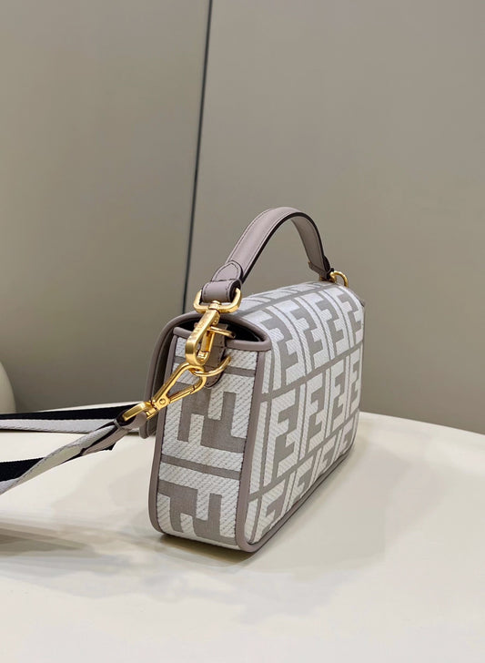 Bolsa Fendi Baguete