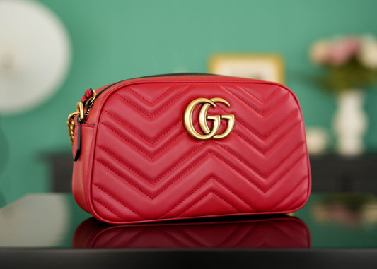 Bolsa Gucci Marmont Camera