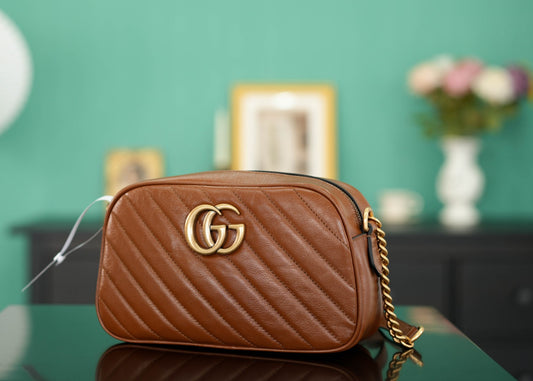 Bolsa Gucci Marmont Camera