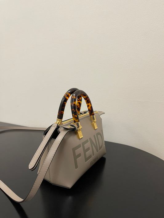 Bolsa Fendi