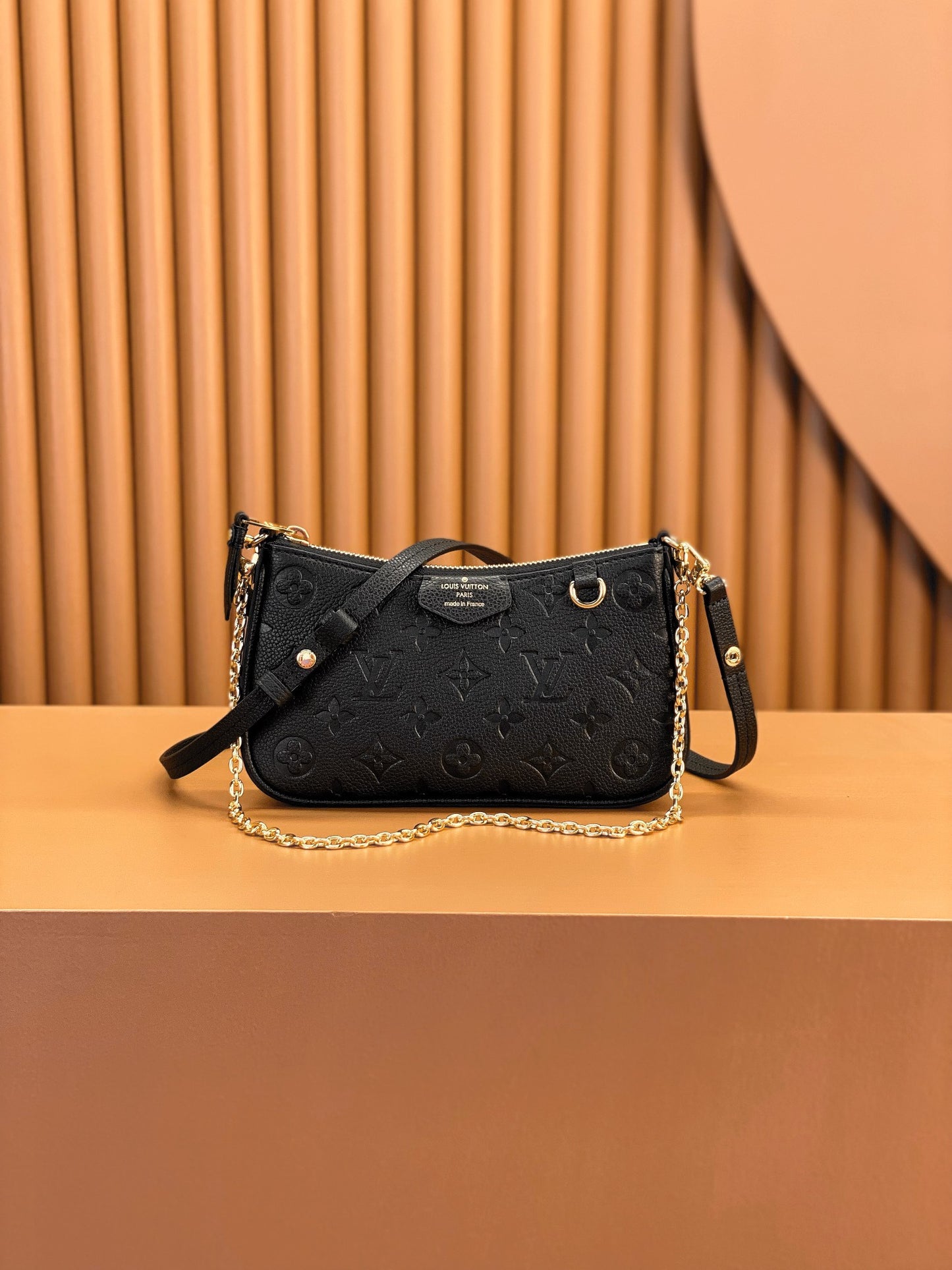 Bolsa Louis Vuitton Easy Pouch