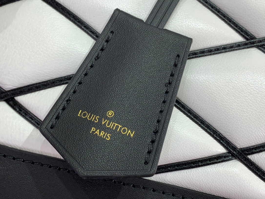 Bolsa Louis Vuitton Alma BB