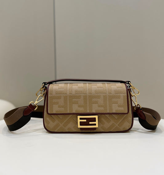 Bolsa Fendi Baguete