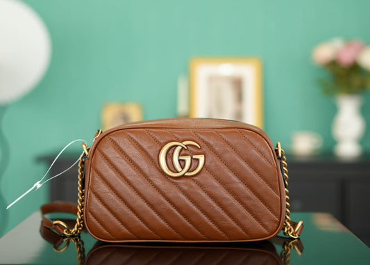 Bolsa Gucci Marmont Camera