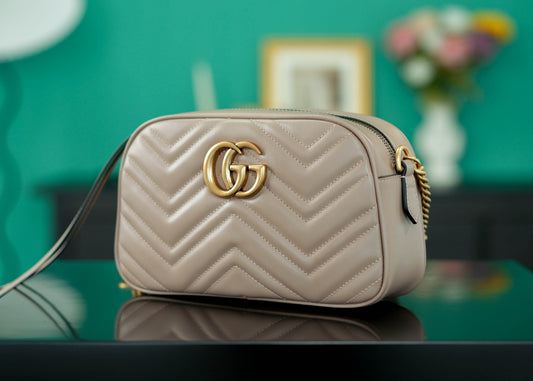 Bolsa Gucci Marmont Camera