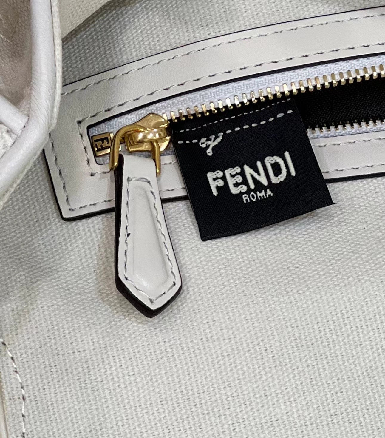 Bolsa Fendi Baguete