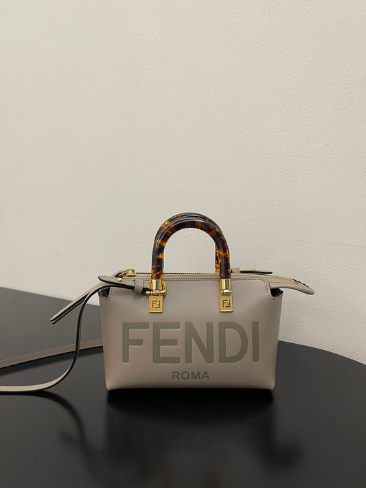 Bolsa Fendi