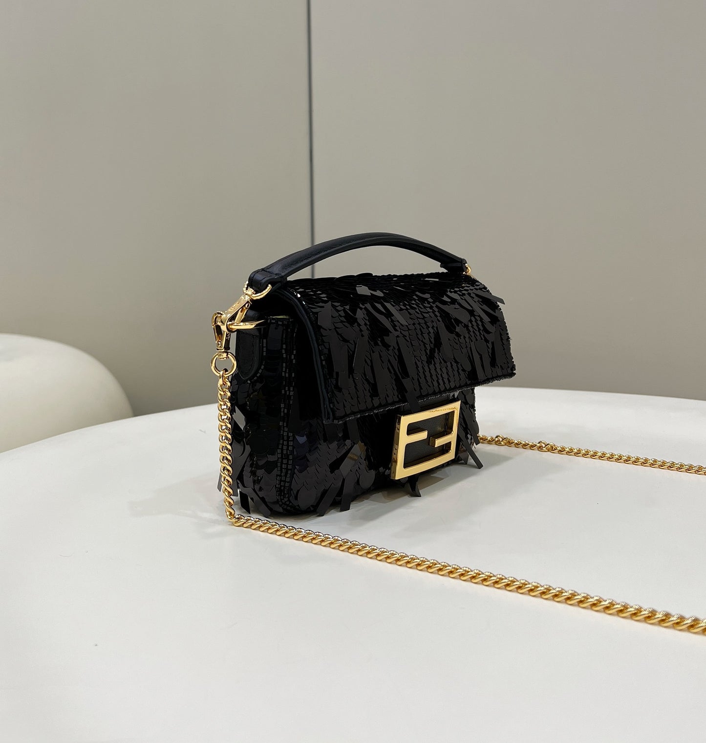 Bolsa Fendi Baguete Paetê