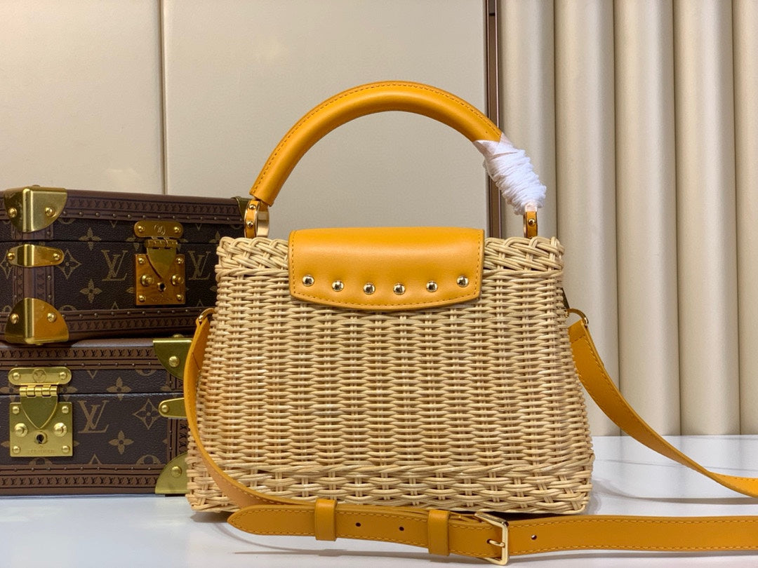 Bolsa Louis Vuitton Capucine