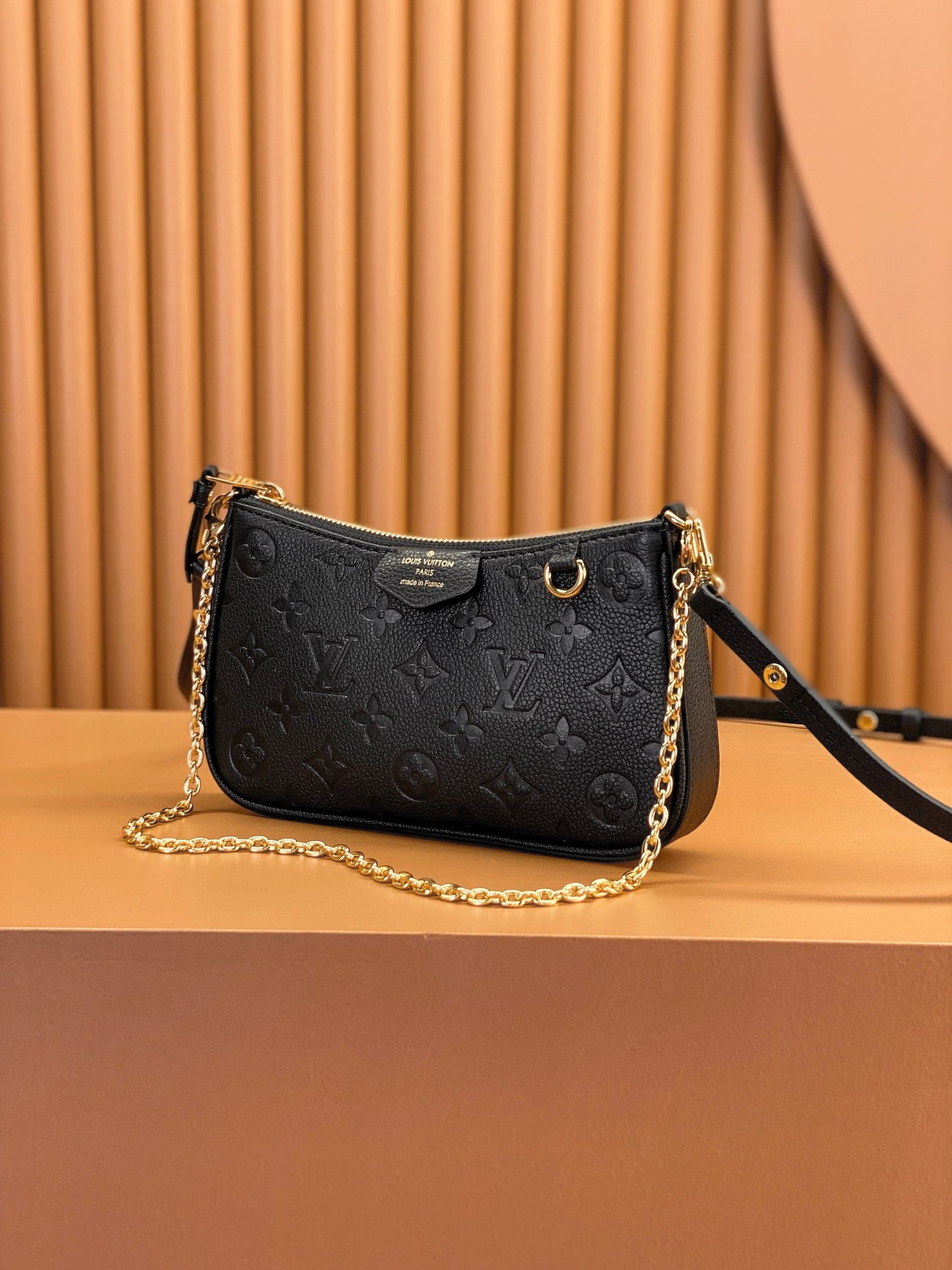 Bolsa Louis Vuitton Easy Pouch