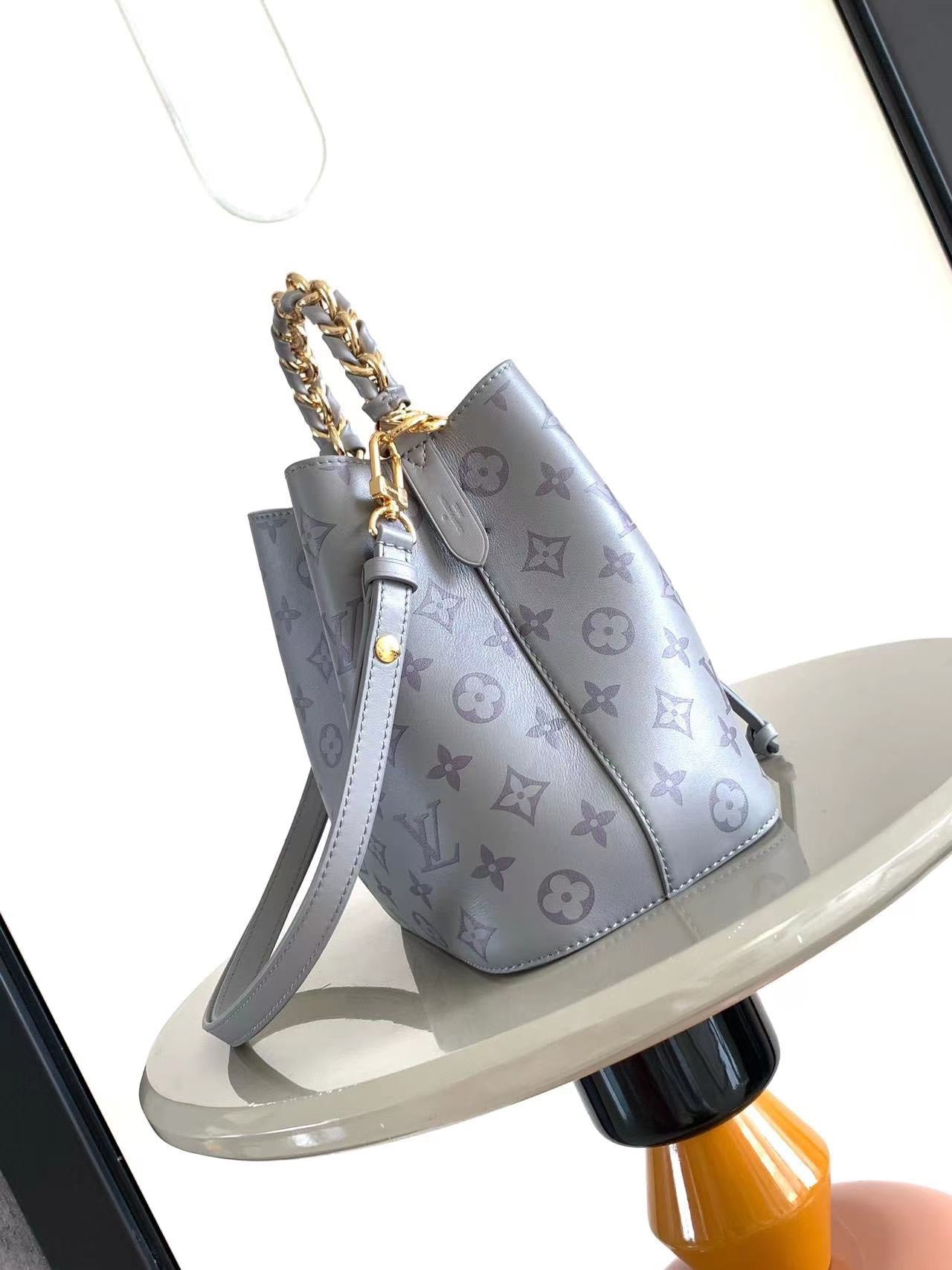 Bolsa Louis Vuitton Neonoe BB