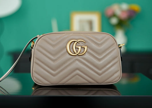 Bolsa Gucci Marmont Camera