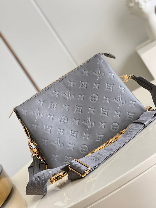 Bolsa Louis Vuitton Coussin