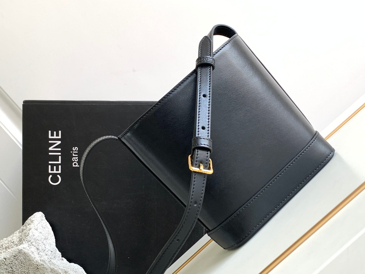 Bolsa Celine Triomphe Bucket