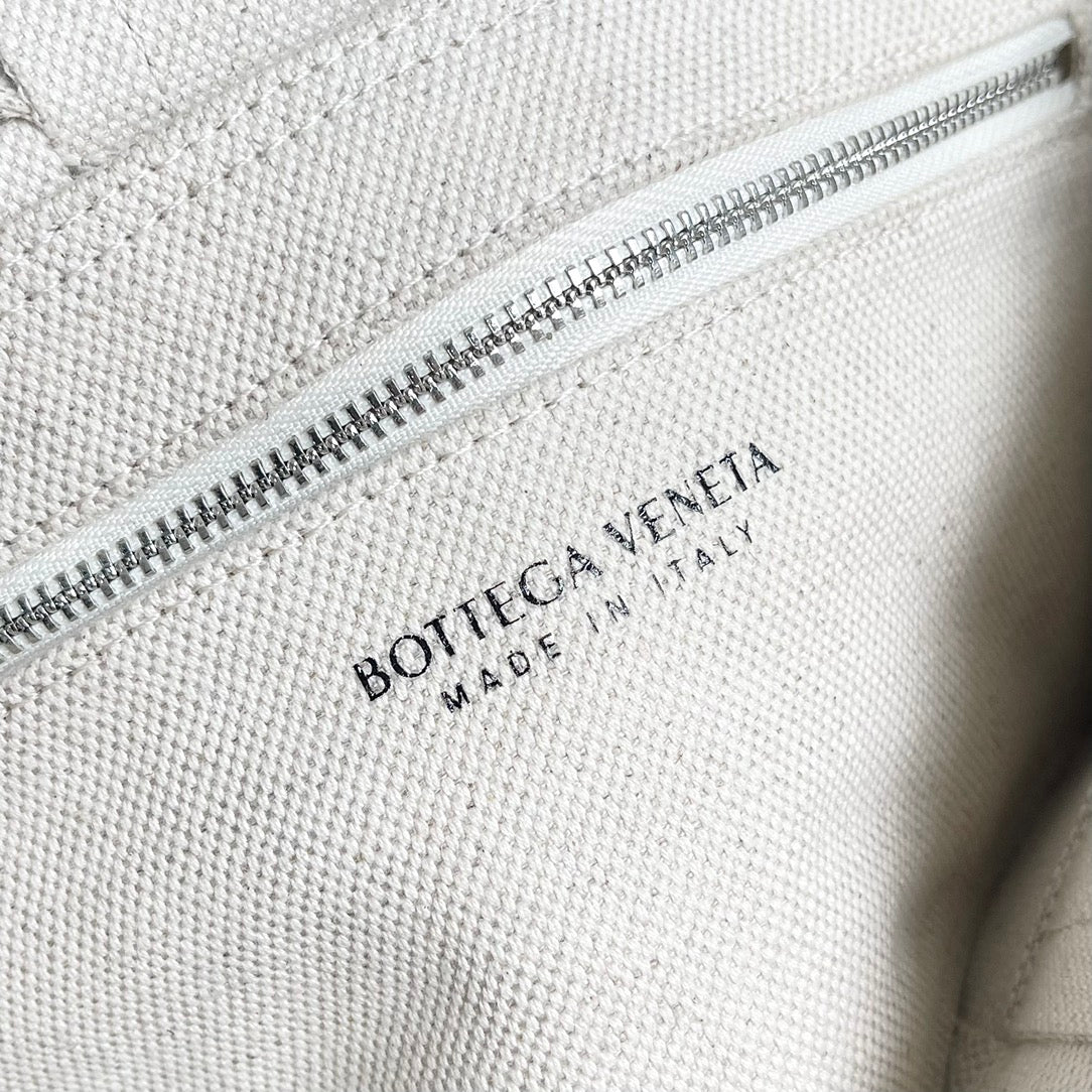 Bolsa Bottega Veneta Cassette