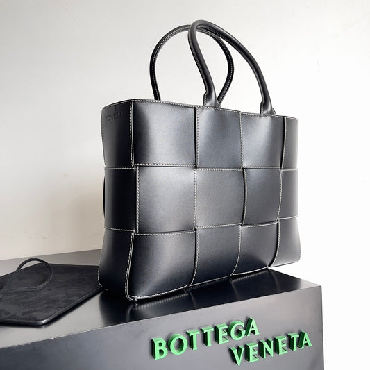 Bolsa Bottega Veneta Arco Intrecciato