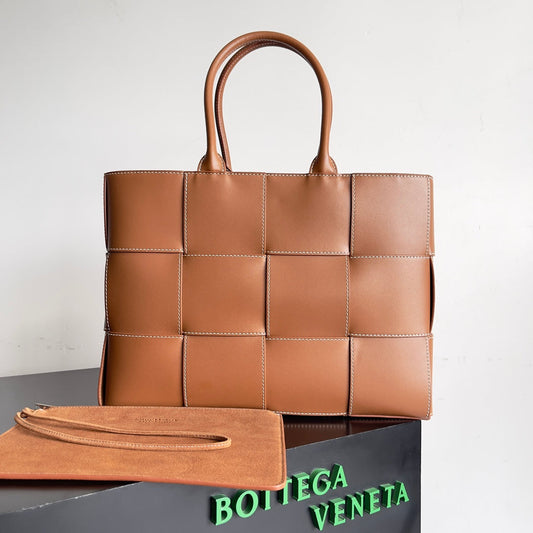 Bolsa Bottega Veneta Arco Intrecciato