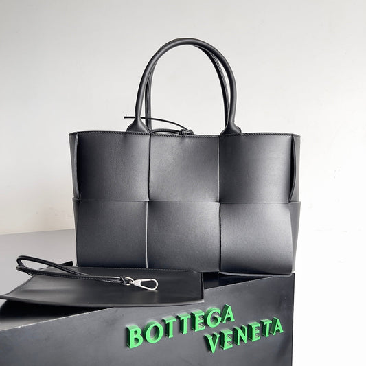 Bolsa Bottega Veneta Arco Intrecciato