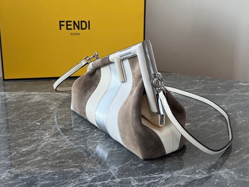 Bolsa Fendi First