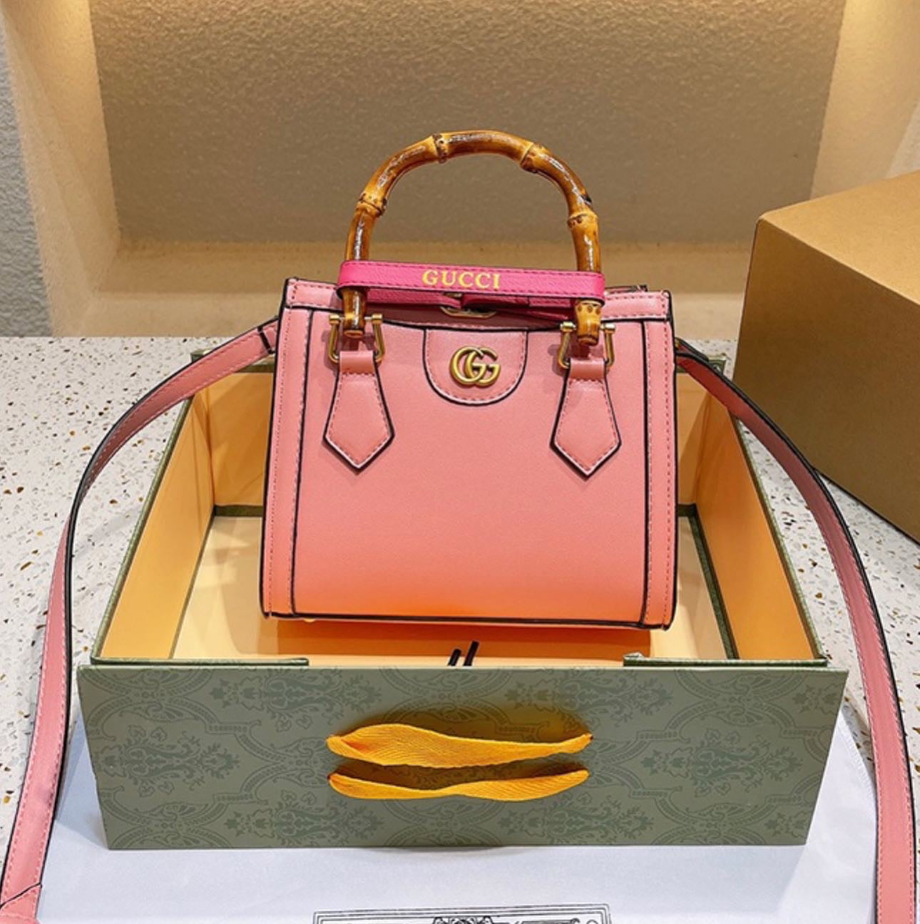 Bolsa Gucci Diana Tote Bag