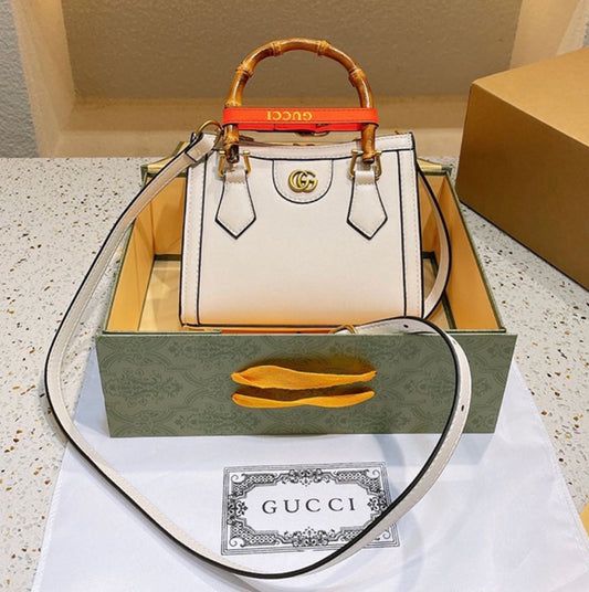 Bolsa Gucci Diana Tote Bag