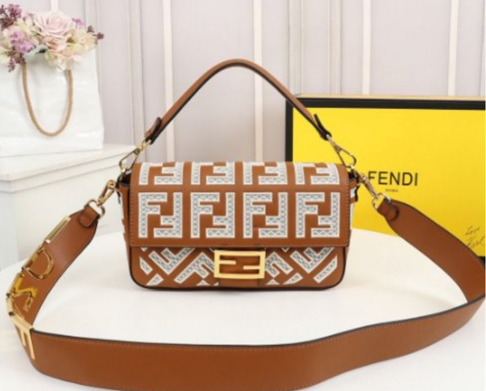 Bolsa Fendi Baguete Marrom