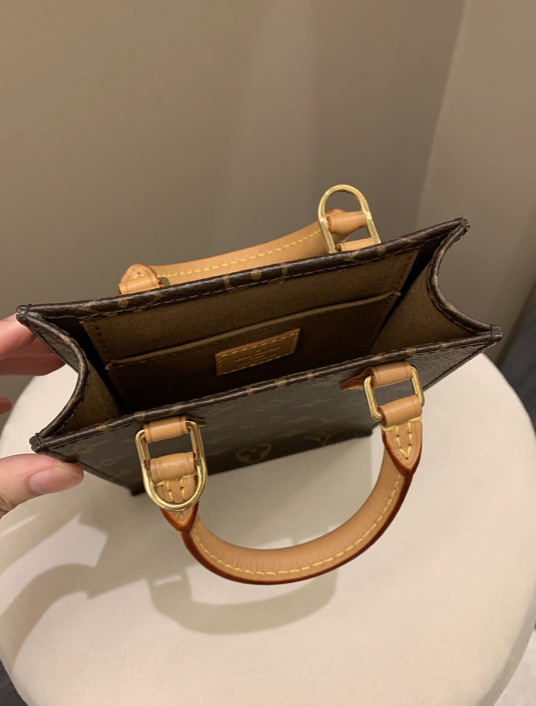 Bolsa Louis Vuitton Petite