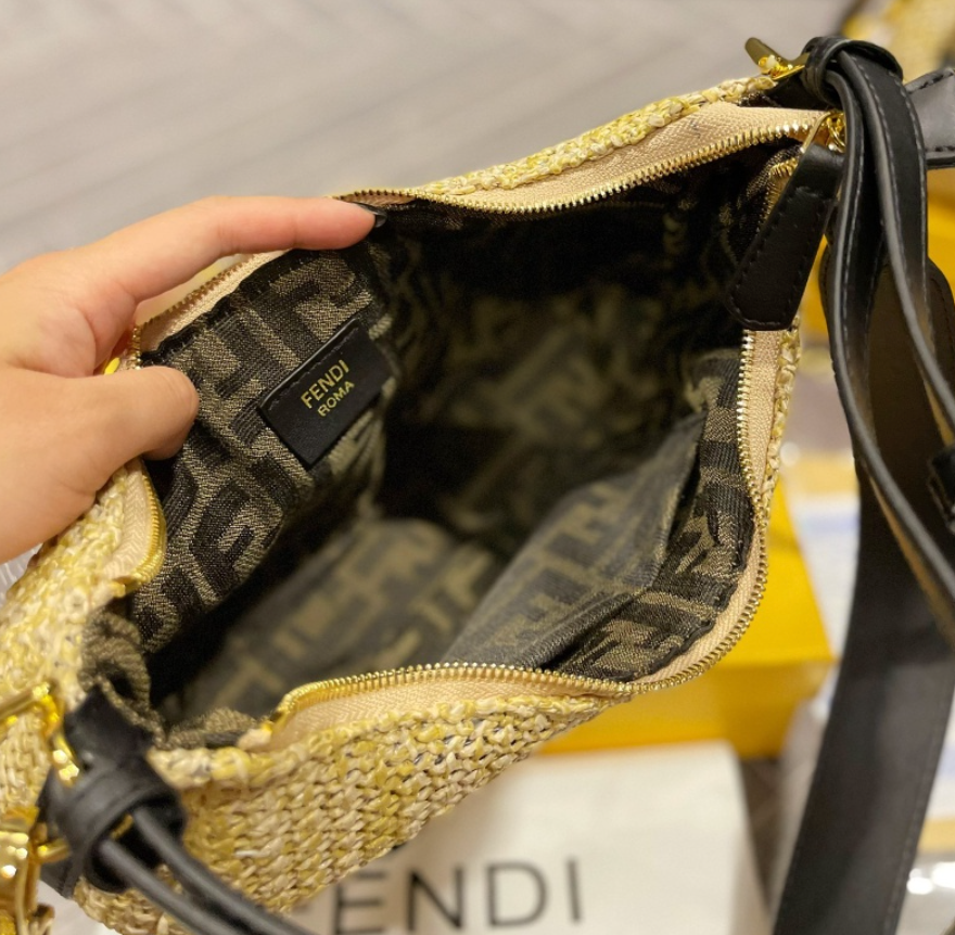 Bolsa Fendi Palha