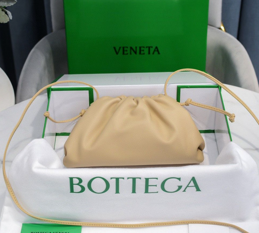 Bolsa Bottega Veneta Pouch