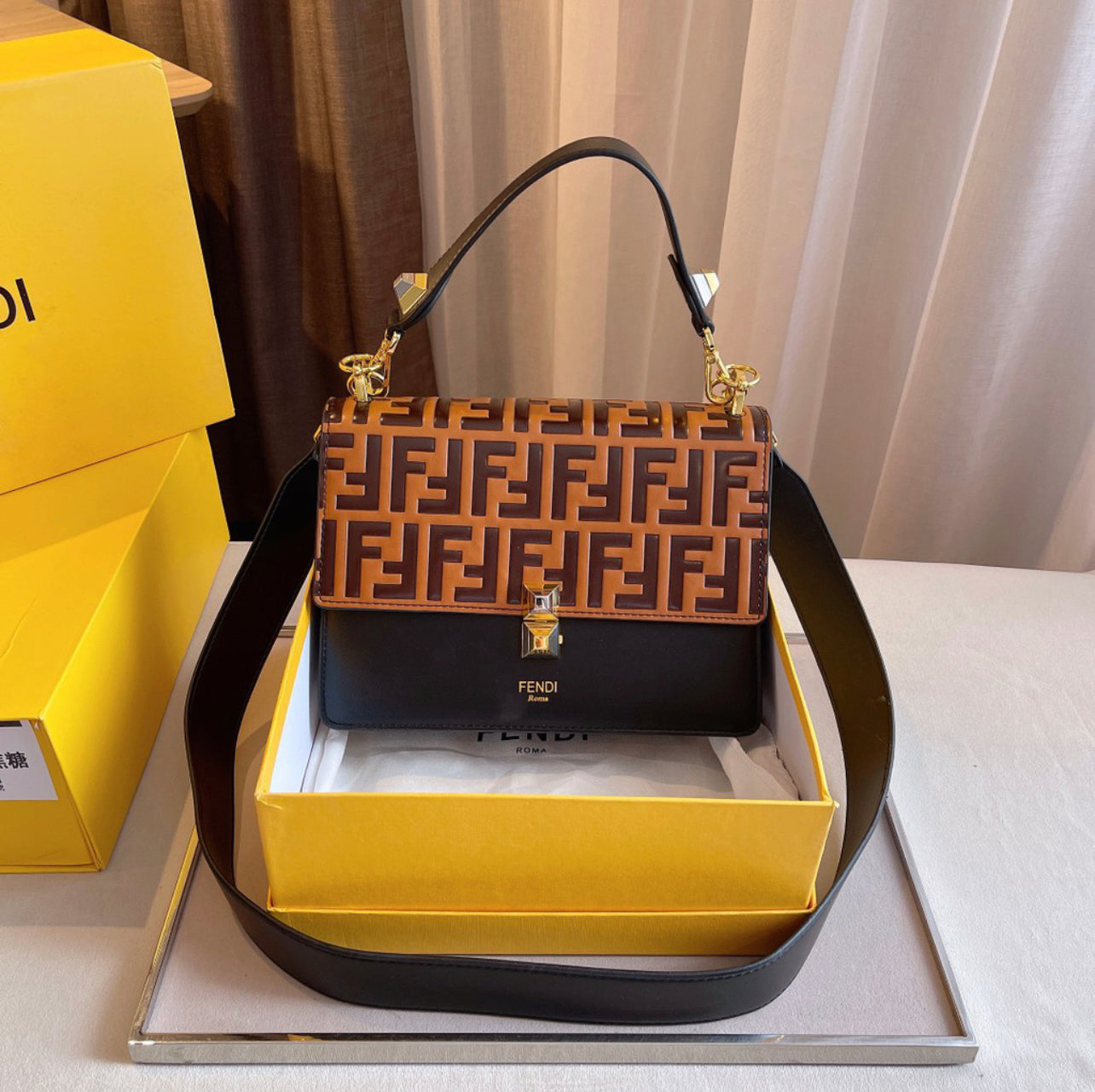 Bolsa Fendi Crossbody