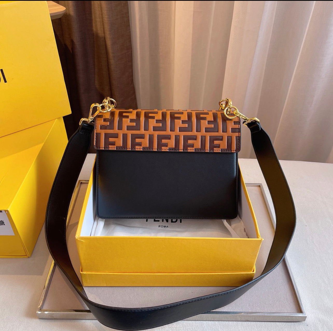 Bolsa Fendi Crossbody