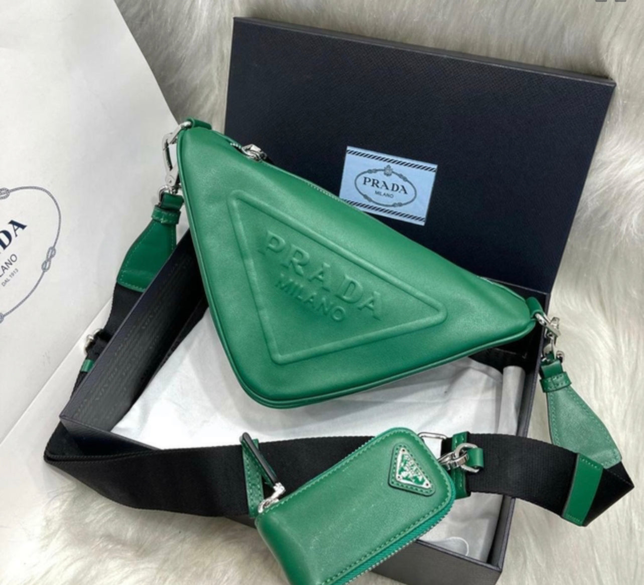 Bolsas best sale prada milano