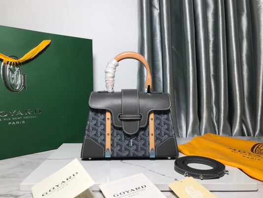 Bolsa Goyard Saigon