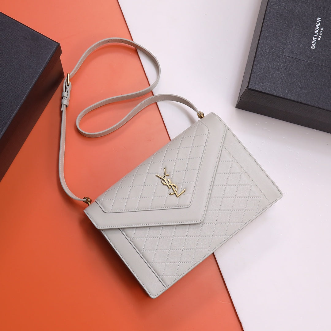 Bolsa YSL Envelope Gabi