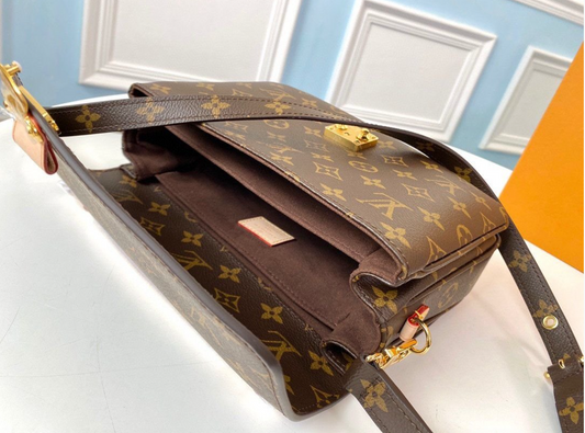 Bolsa Louis Vuitton Pochete Metis