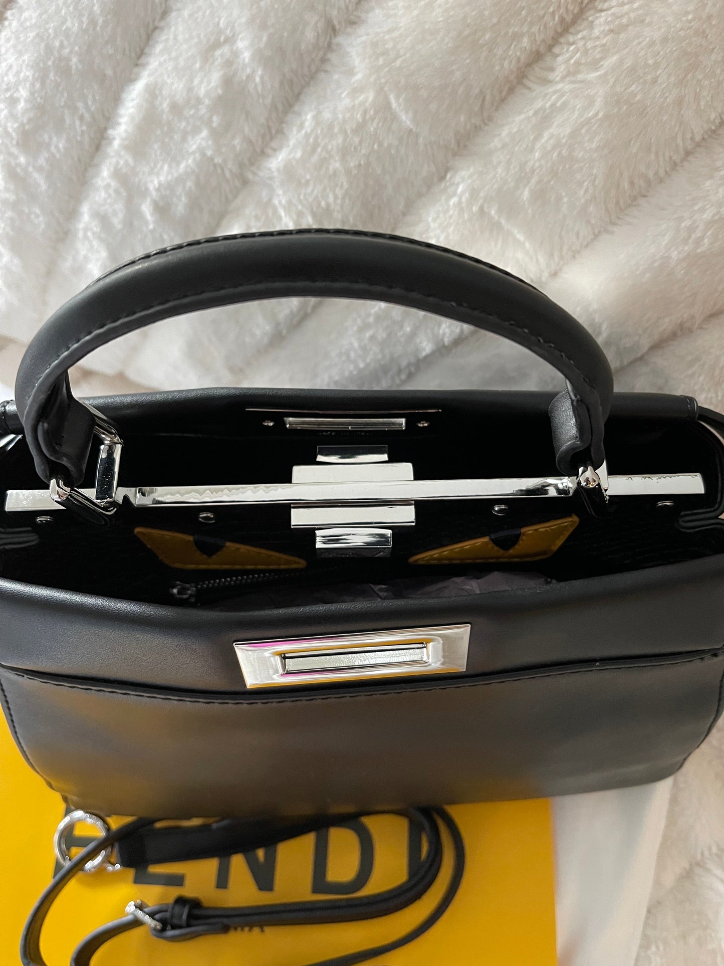 Bolsa Fendi Peekaboo Monster Preto